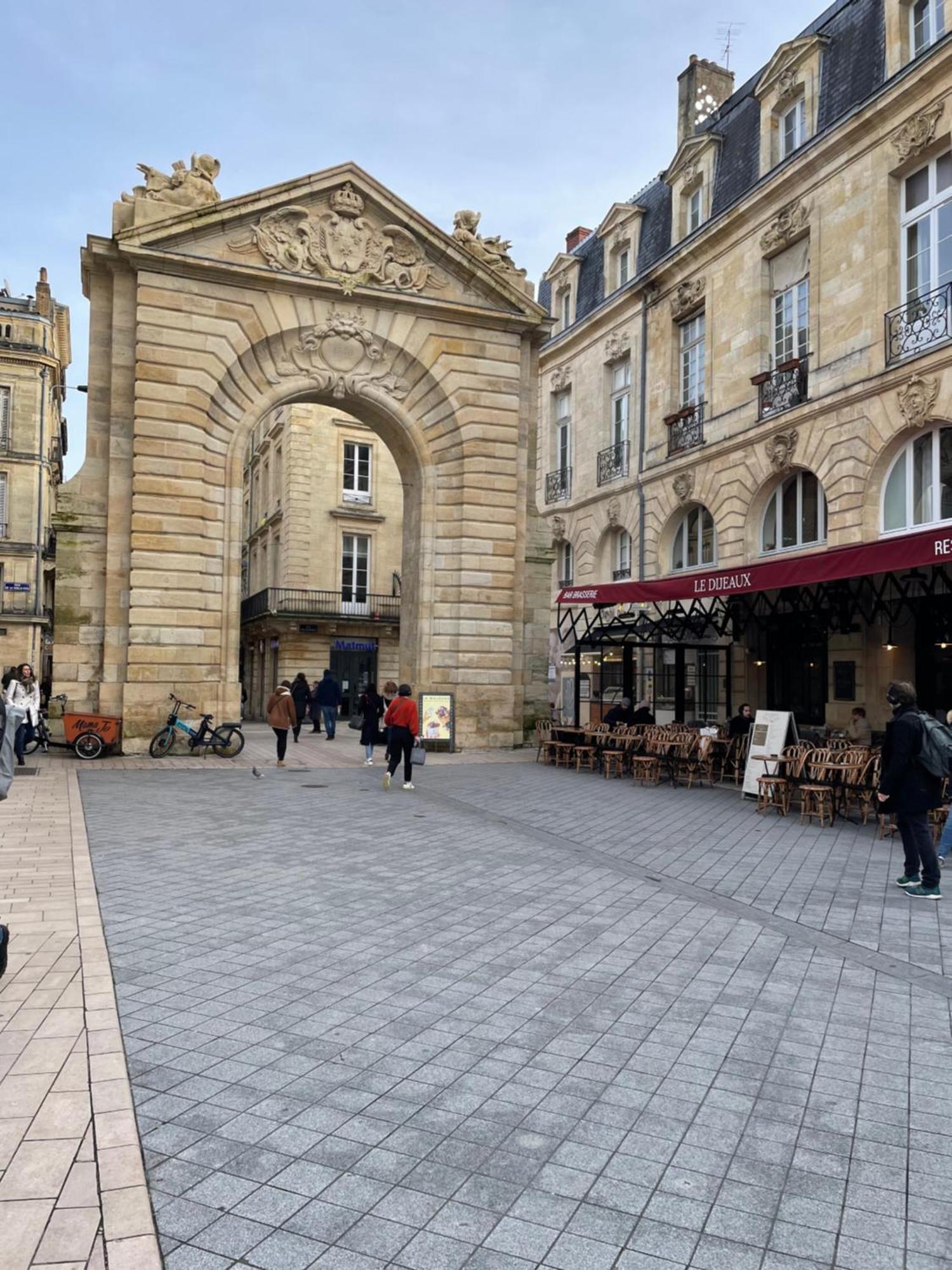 Le Charmant Quai Bourgeois Бордо Екстер'єр фото